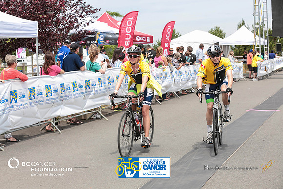 FINISH LINE - 2013 RTCC – Ron Sombilon Photography Team-513-