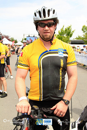 FINISH LINE - 2013 RTCC – Ron Sombilon Photography Team-458-