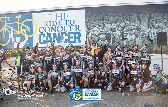 BRAINIACS  - Team en route –2013 RIDE TO CONQUER CANCER –BCCF – Ron Sombilon Photography-4-WEB