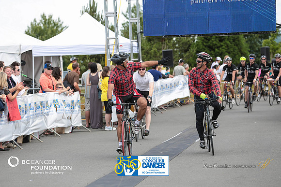 FINISH LINE - 2013 RTCC – Ron Sombilon Photography Team-181-WEB