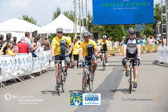 FINISH LINE - 2013 RTCC – Ron Sombilon Photography Team-301-WEB