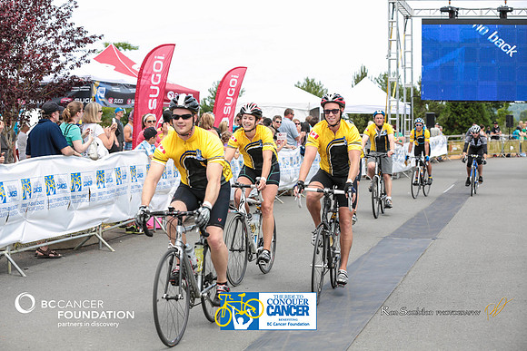 FINISH LINE - 2013 RTCC – Ron Sombilon Photography Team-325-