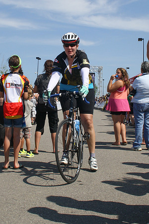 FINISH LINE – HEROES CROSSING –ALBERTA RTCC 2013–  Ron Sombilon Photography-300