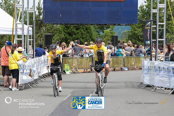 FINISH LINE - 2013 RTCC – Ron Sombilon Photography Team-523-