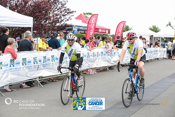 FINISH LINE - 2013 RTCC – Ron Sombilon Photography Team-347-