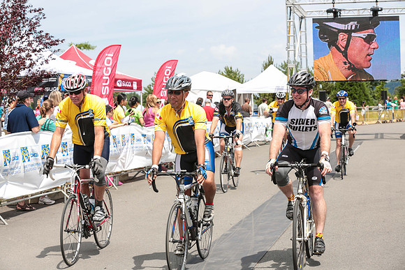 FINISH LINE - 2013 RTCC – Ron Sombilon Photography Team-302