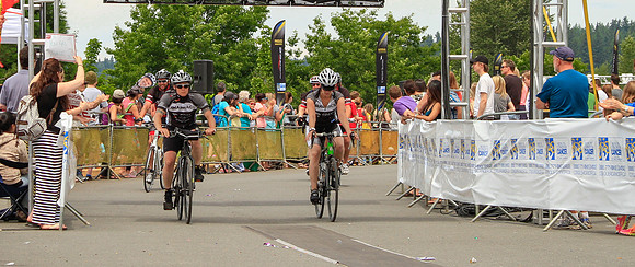 BRAINIACS - Finish Line –2013 RIDE TO CONQUER CANCER –BCCF – Ron Sombilon Photography-59