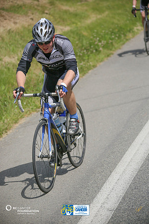 BRAINIACS  - Team en route –2013 RIDE TO CONQUER CANCER –BCCF – Ron Sombilon Photography-248-