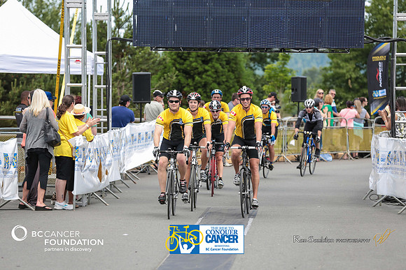 FINISH LINE - 2013 RTCC – Ron Sombilon Photography Team-323-