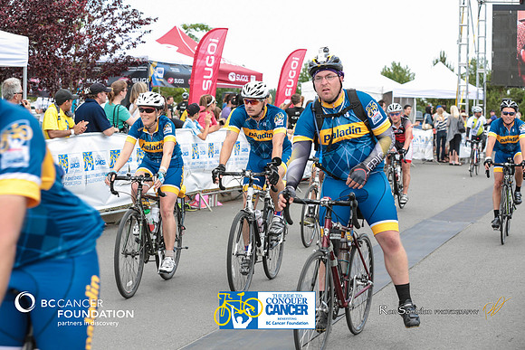FINISH LINE - 2013 RTCC – Ron Sombilon Photography Team-344-