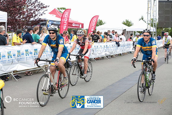 FINISH LINE - 2013 RTCC – Ron Sombilon Photography Team-345-WEB