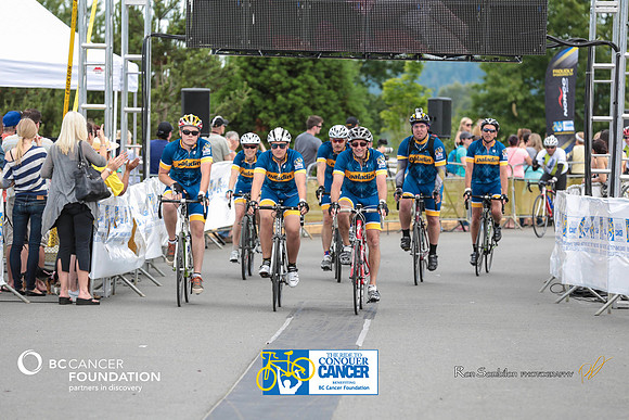 FINISH LINE - 2013 RTCC – Ron Sombilon Photography Team-342-