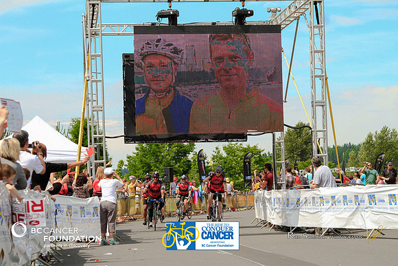 The Motley Crew -finish line –2013 RIDE TO CONQUER CANCER –BC CANCER FOUNDATION – Ron Sombilon Photography_-6-