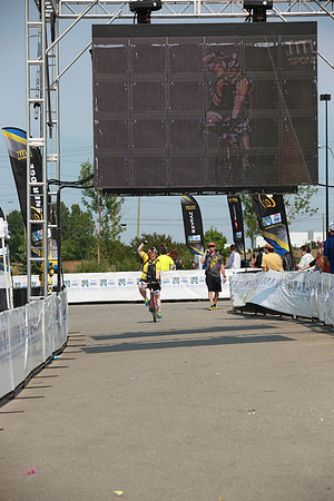 FINISH LINE – HEROES CROSSING –ALBERTA RTCC 2013–  Ron Sombilon Photography-139