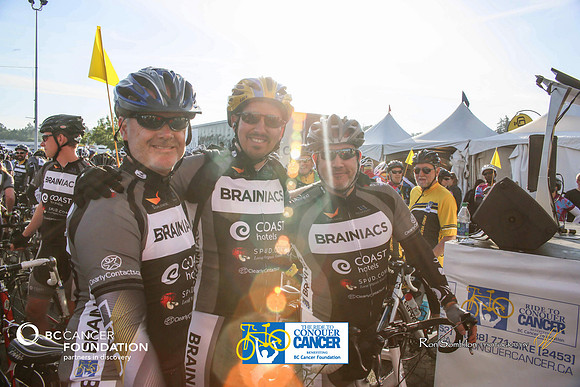BRAINIACS  - Team en route –2013 RIDE TO CONQUER CANCER –BCCF – Ron Sombilon Photography-17-