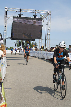 FINISH LINE – HEROES CROSSING –ALBERTA RTCC 2013–  Ron Sombilon Photography-394