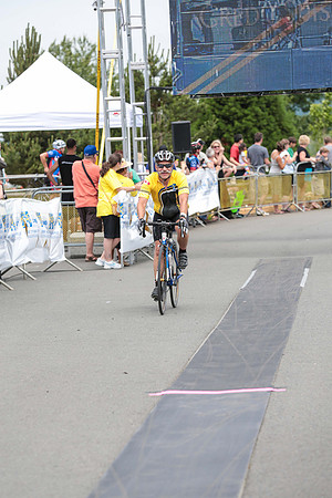 FINISH LINE - 2013 RTCC – Ron Sombilon Photography Team-441