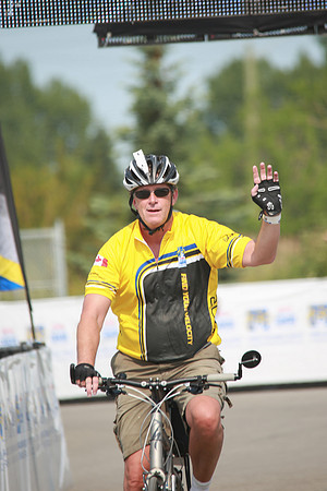 FINISH LINE – HEROES CROSSING –ALBERTA RTCC 2013–  Ron Sombilon Photography-109