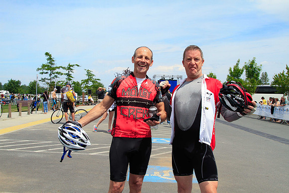 The Motley Crew -finish line –2013 RIDE TO CONQUER CANCER –BC CANCER FOUNDATION – Ron Sombilon Photography_-3