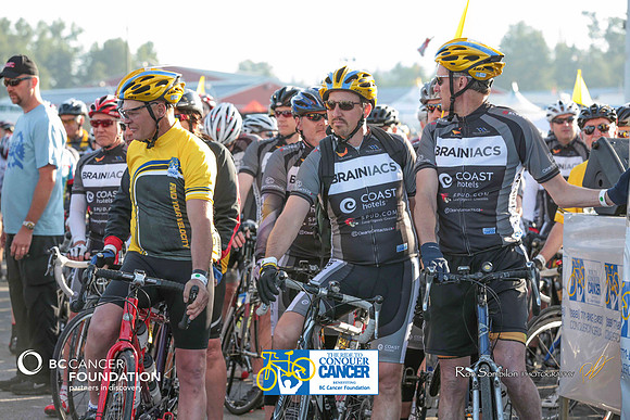 BRAINIACS  - Team en route –2013 RIDE TO CONQUER CANCER –BCCF – Ron Sombilon Photography-120-
