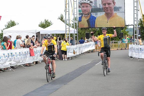 FINISH LINE - 2013 RTCC – Ron Sombilon Photography Team-198