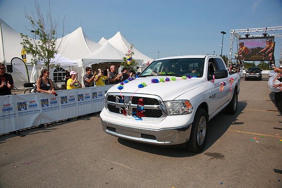 FINISH LINE – VOLUNTEERS-FAMILY-CREW  –ALBERTA RTCC 2013–  Sombilon Photography-65