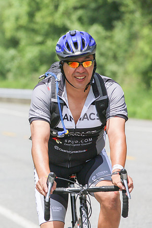 BRAINIACS  - Team en route –2013 RIDE TO CONQUER CANCER –BCCF – Ron Sombilon Photography-81