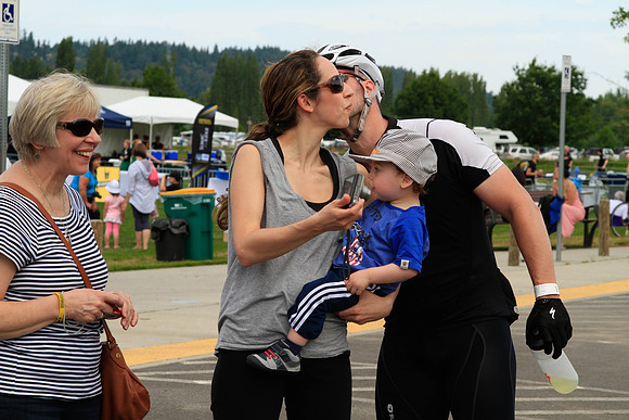 FINISH LINE - 2013 RTCC – Ron Sombilon Photography Team-105