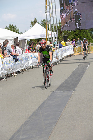 FINISH LINE - 2013 RTCC – Ron Sombilon Photography Team-314