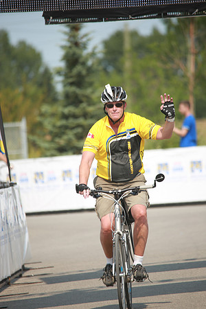 FINISH LINE – HEROES CROSSING –ALBERTA RTCC 2013–  Ron Sombilon Photography-108