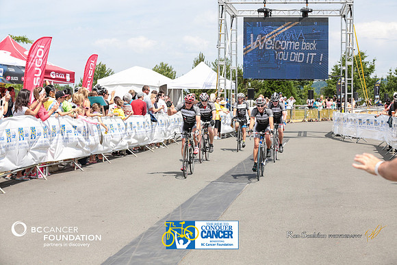 BRAINIACS - Finish Line –2013 RIDE TO CONQUER CANCER –BCCF – Ron Sombilon Photography-19-WEB