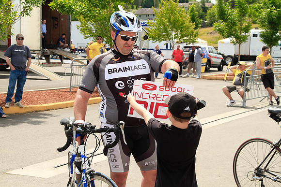 BRAINIACS - Finish Line –2013 RIDE TO CONQUER CANCER –BCCF – Ron Sombilon Photography-2