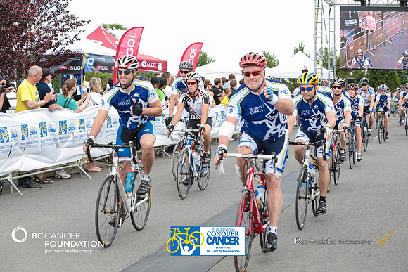 FINISH LINE - 2013 RTCC – Ron Sombilon Photography Team-369-WEB