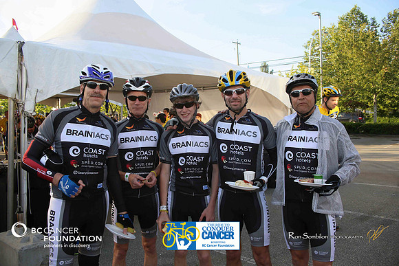 BRAINIACS  - Team en route –2013 RIDE TO CONQUER CANCER –BCCF – Ron Sombilon Photography-WEB