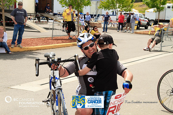 FINISH LINE - 2013 RTCC – Ron Sombilon Photography Team-56-WEB