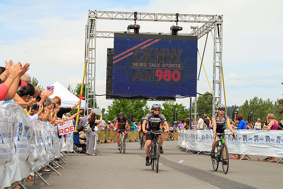 BRAINIACS - Finish Line –2013 RIDE TO CONQUER CANCER –BCCF – Ron Sombilon Photography-62