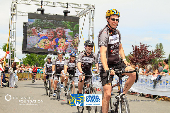 BRAINIACS - Finish Line –2013 RIDE TO CONQUER CANCER –BCCF – Ron Sombilon Photography-53-WEB