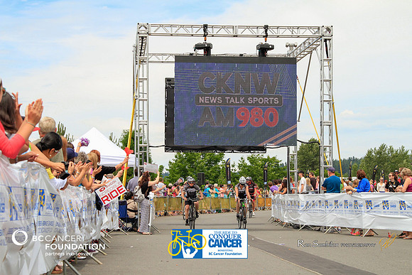 BRAINIACS - Finish Line –2013 RIDE TO CONQUER CANCER –BCCF – Ron Sombilon Photography-58-WEB