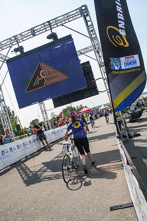 FINISH LINE – HEROES CROSSING –ALBERTA RTCC 2013–  Ron Sombilon Photography-332