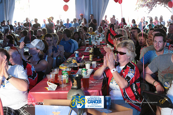 CAMP – SPEECHES – ART AWARD –2013 RIDE TO CONQUER CANCER –BC CANCER FOUNDATION – Ron Sombilon Photography_-92-