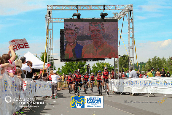 The Motley Crew -finish line –2013 RIDE TO CONQUER CANCER –BC CANCER FOUNDATION – Ron Sombilon Photography_-9-WEB