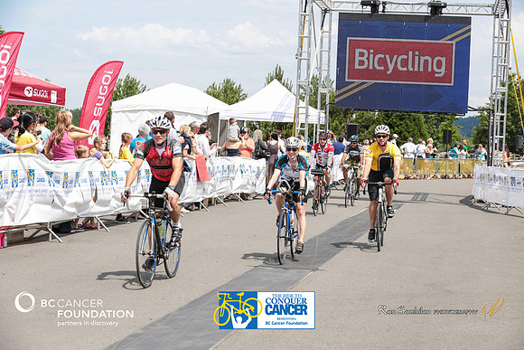 FINISH LINE - 2013 RTCC – Ron Sombilon Photography Team-221-