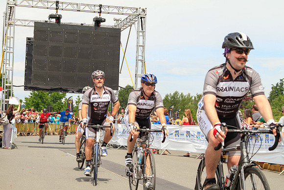 BRAINIACS - Finish Line –2013 RIDE TO CONQUER CANCER –BCCF – Ron Sombilon Photography-55