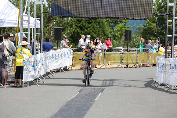 FINISH LINE - 2013 RTCC – Ron Sombilon Photography Team-143