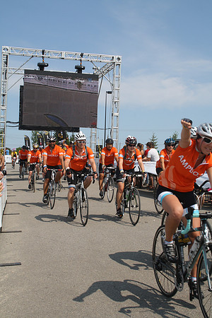 FINISH LINE – HEROES CROSSING –ALBERTA RTCC 2013–  Ron Sombilon Photography-364