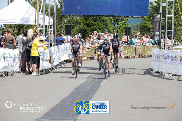 BRAINIACS - Finish Line –2013 RIDE TO CONQUER CANCER –BCCF – Ron Sombilon Photography-17-