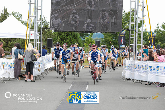 FINISH LINE - 2013 RTCC – Ron Sombilon Photography Team-366-