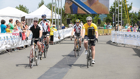 FINISH LINE - 2013 RTCC – Ron Sombilon Photography Team-155