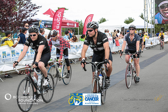 FINISH LINE - 2013 RTCC – Ron Sombilon Photography Team-195-