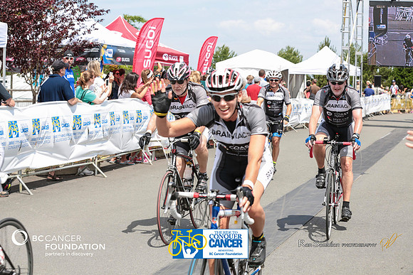 FINISH LINE - 2013 RTCC – Ron Sombilon Photography Team-271-
